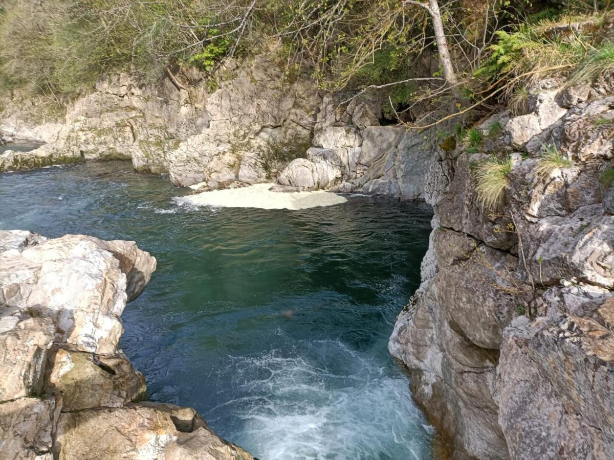 La Salmonera Cangas De Onis Caño Екстериор снимка