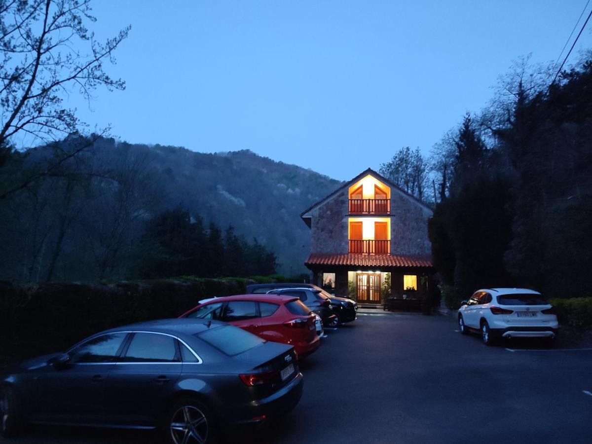 La Salmonera Cangas De Onis Caño Екстериор снимка