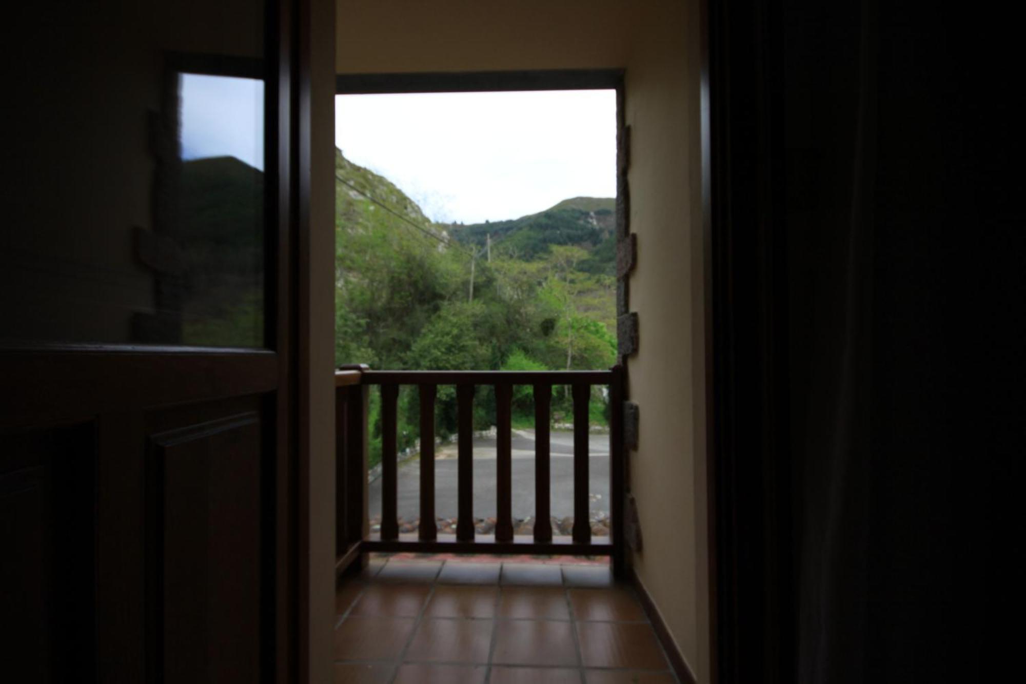 La Salmonera Cangas De Onis Caño Екстериор снимка
